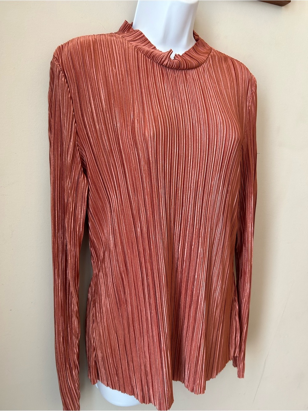 🟢 5 for $25 🟢 H&M Metallic Pleated Top Blush Pink Y2K Minimalist Party Chic Size